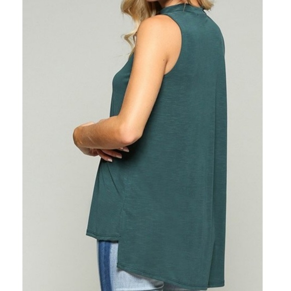 FINAL SALE 🆕🌿CRISS CROSS HALTER TOP🌿 - Picture 5 of 9